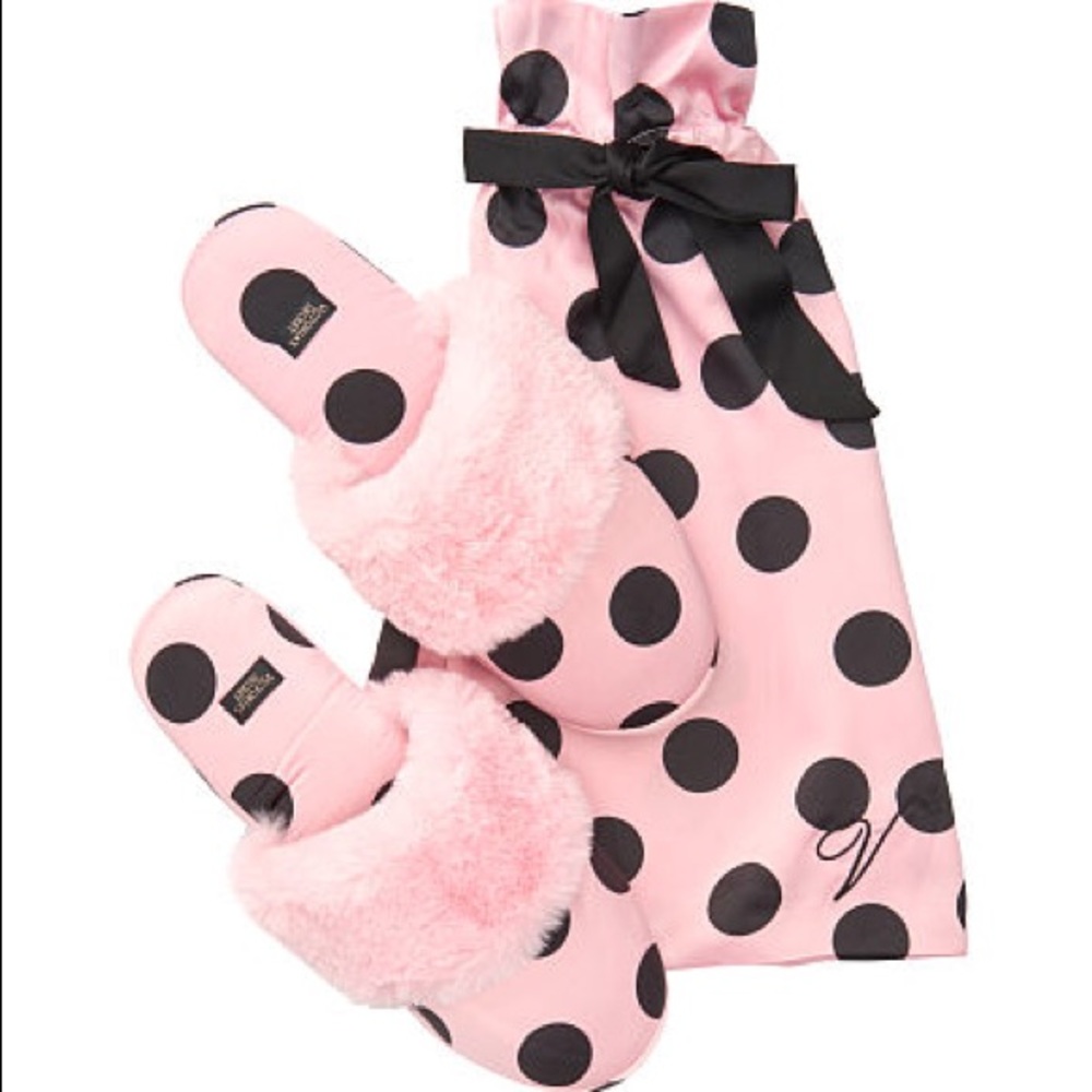 💝Victoria Secret Faux Fur Slippers💝